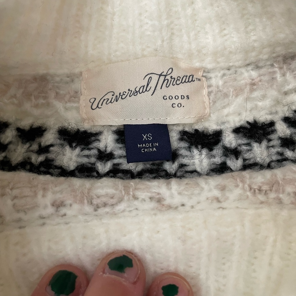 74. Universal Thread Crew Neck Sweater - image 2